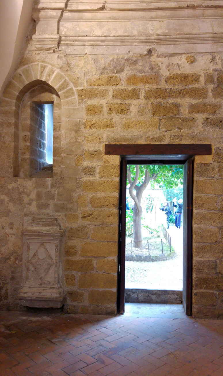 San Giovanni degli Eremiti - portal sala de oración