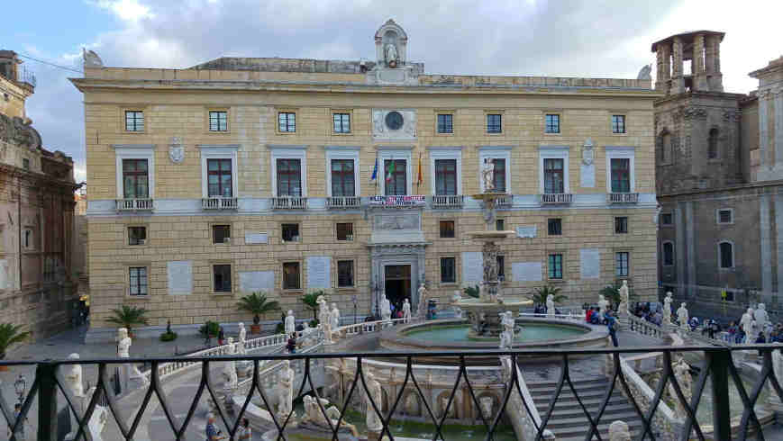 Palazzo delle Aquile