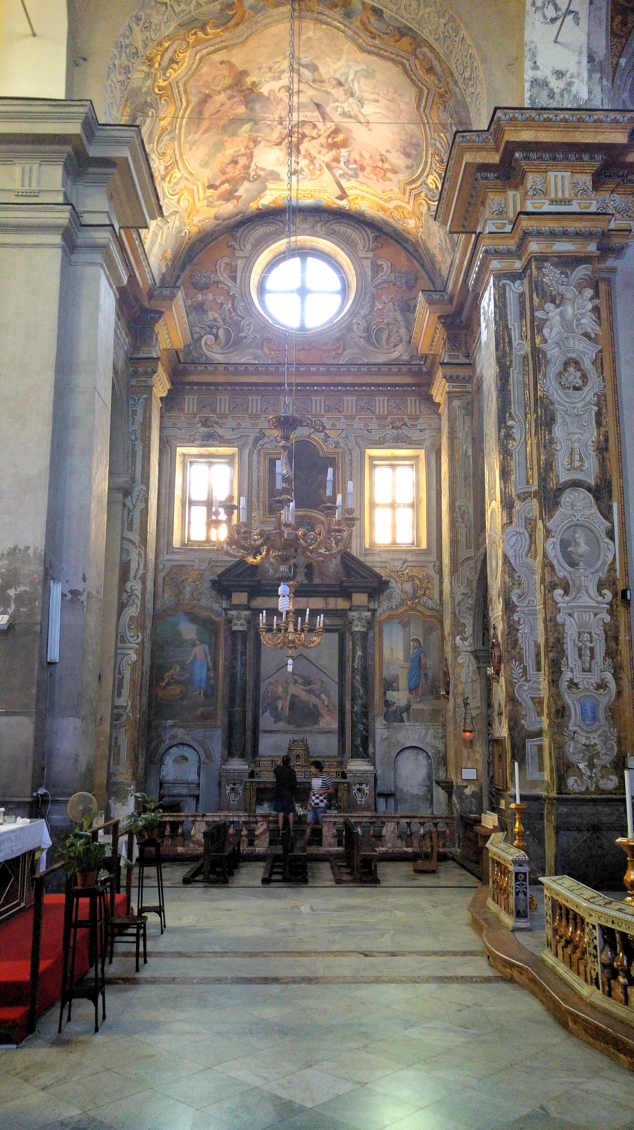 Sant'Anna della Misericordia - brazo izquierdo transepto