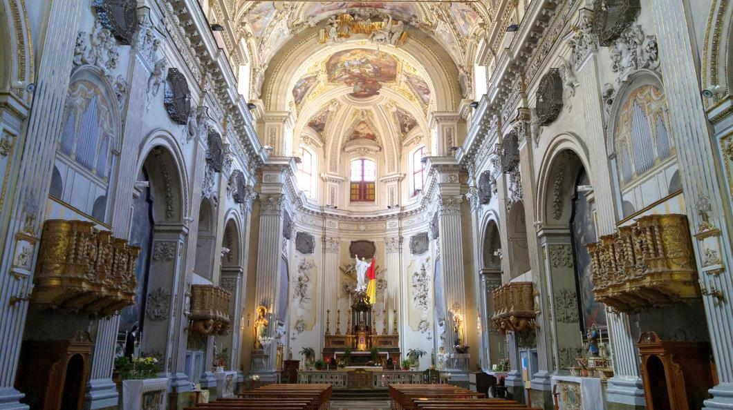 Santa Maria della Pietà - interior