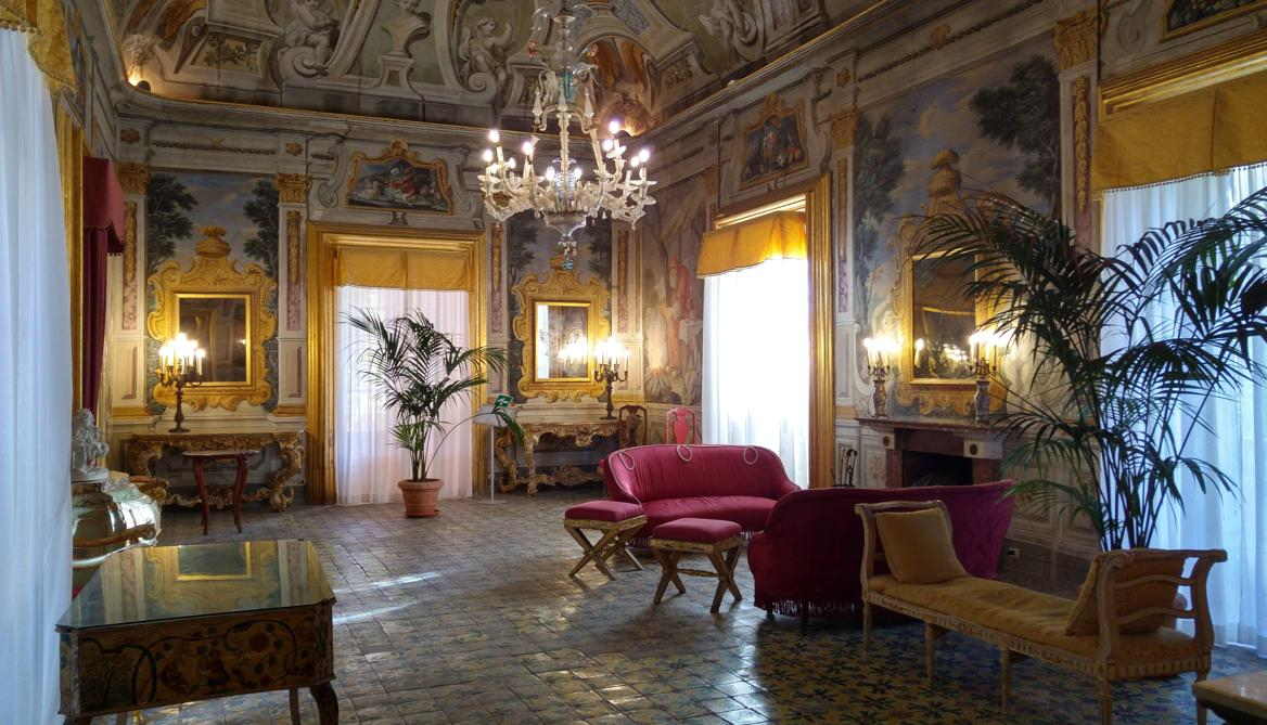 Villa Niscemi - salón de las cuatro estaciones mirando hacia el invierno