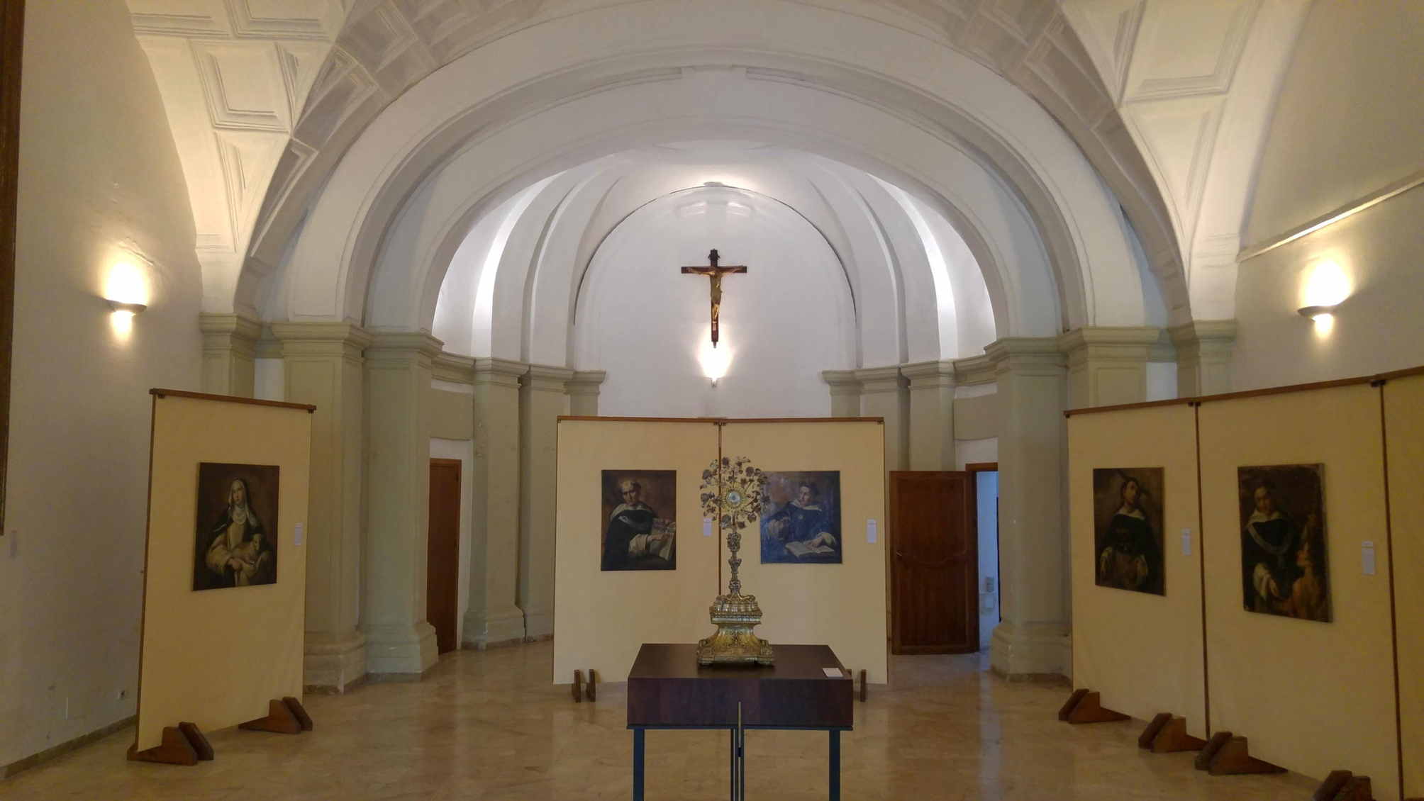 Claustro de San Domenico - la sala Santa Barbara