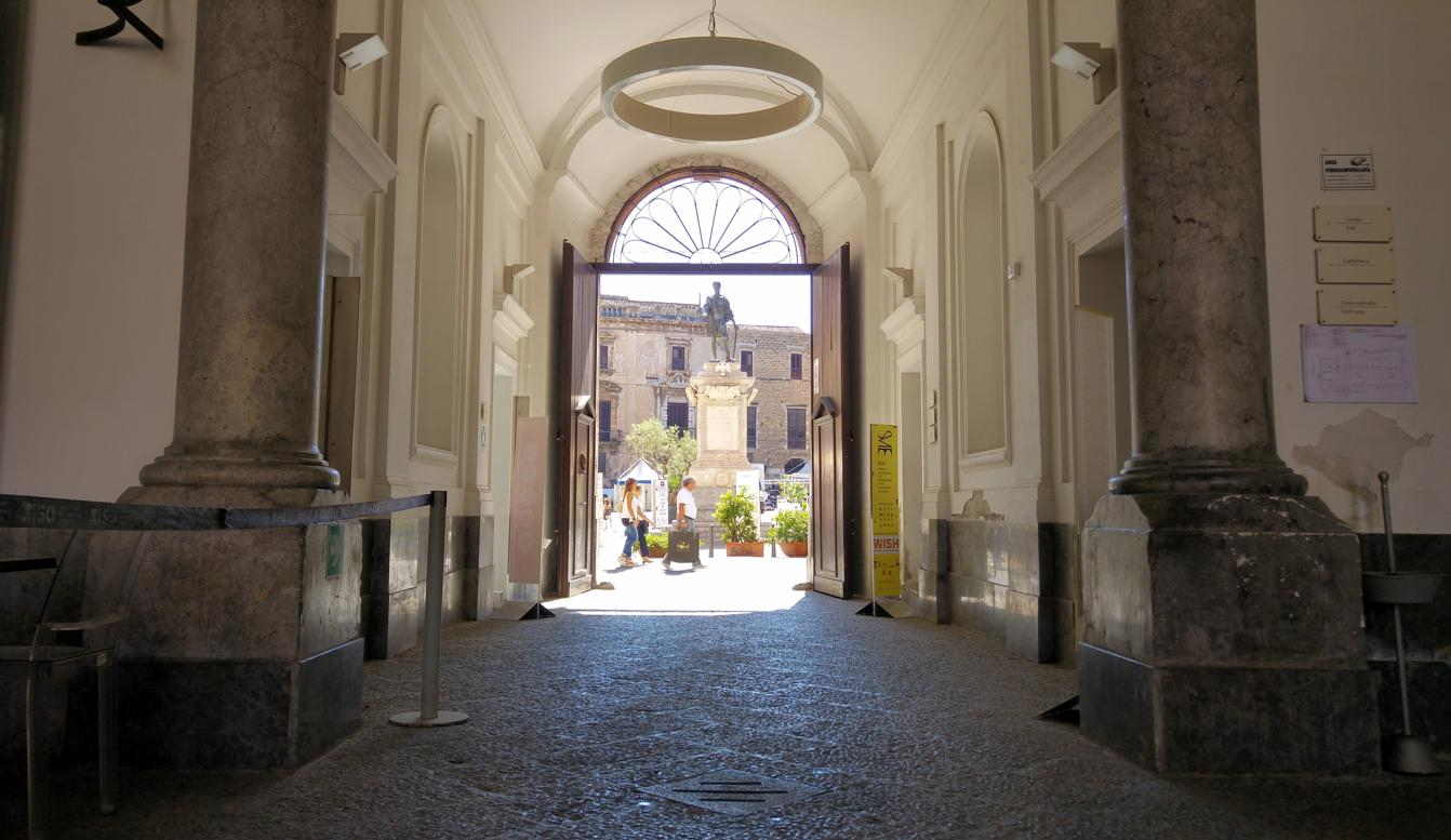 Palazzo Riso - portal