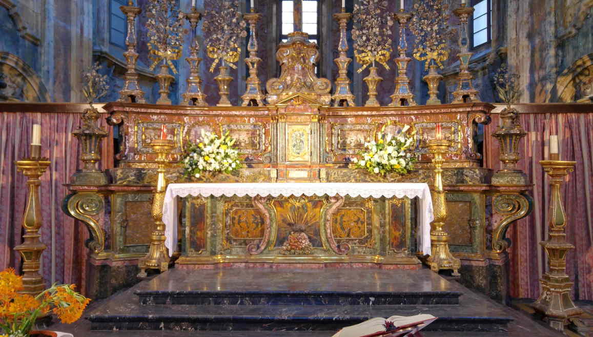 San Giuseppe dei Teatini - altar mayor