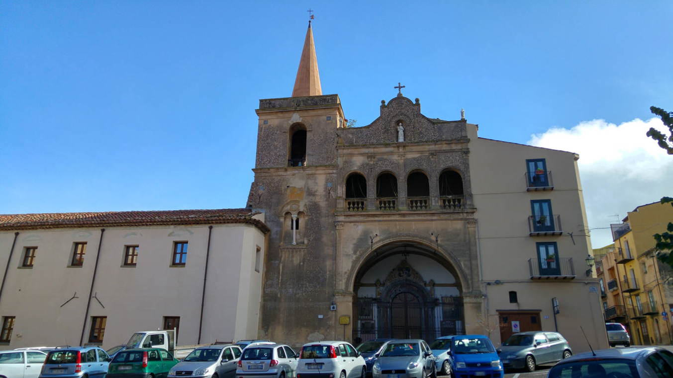 Castelbuono - Iglesia y convento de San Francesco en Castelbuono