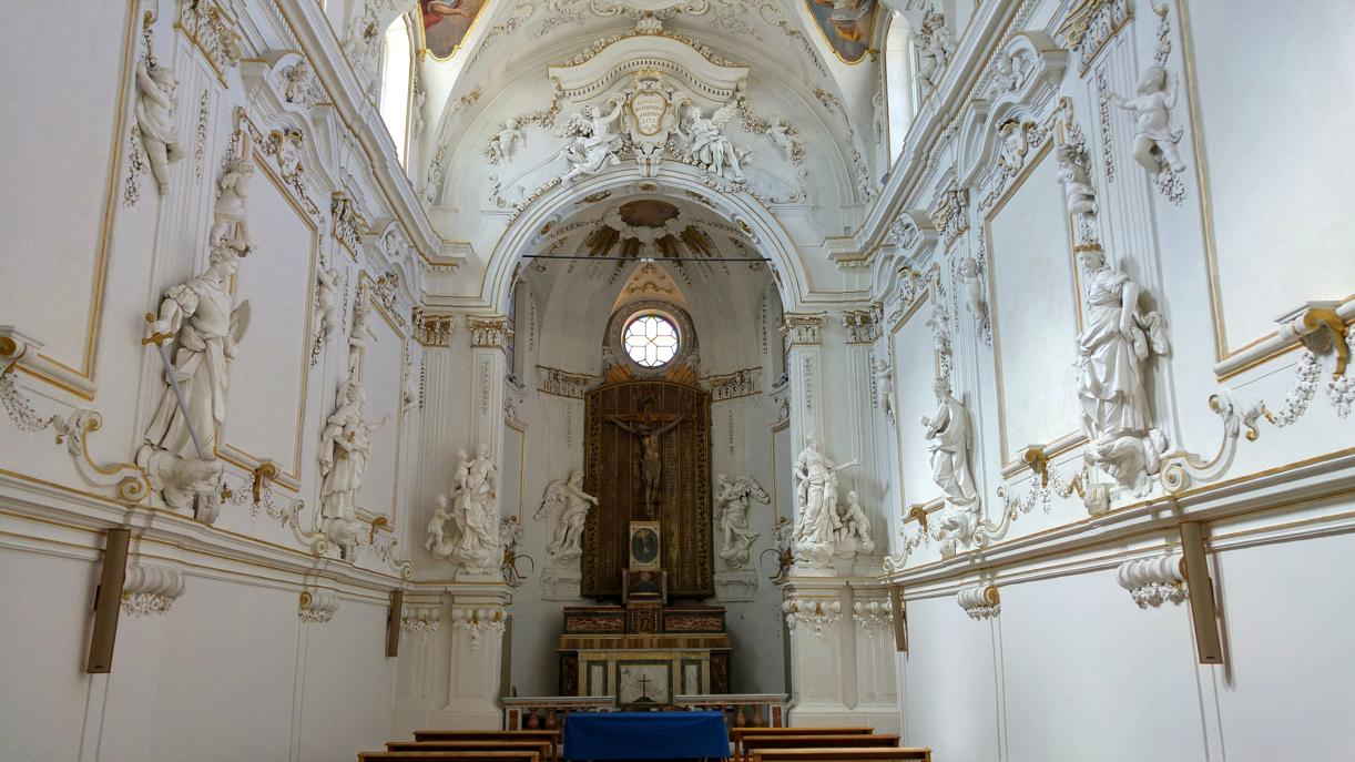 Iglesia de Casa Professa - Vista con altar al fondo
