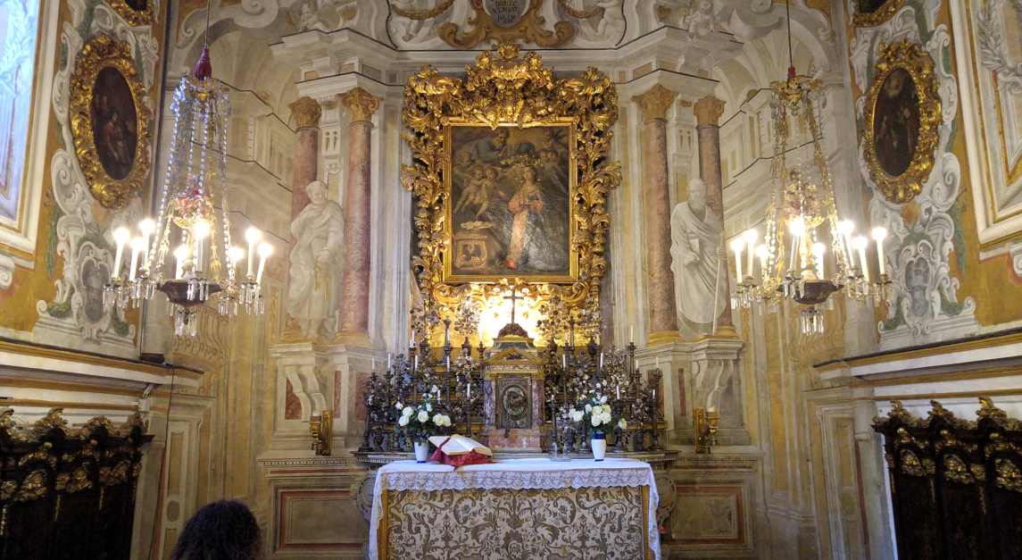 Oratorio delle Dame - altar