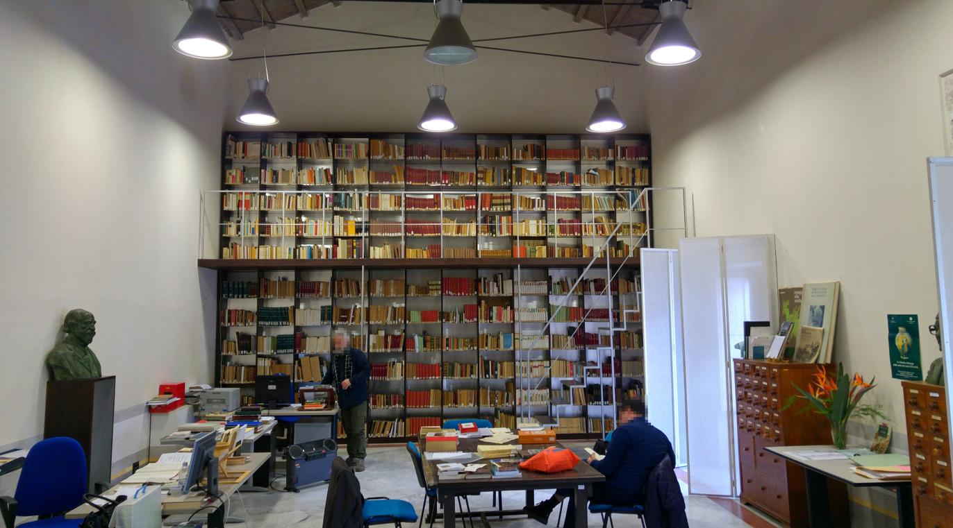Palazzo Tarallo - la biblioteca del Museo Pitrè