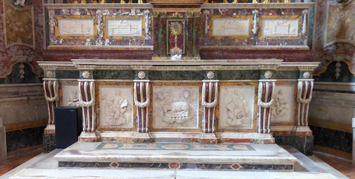 Iglesia de San Francesco Saverio - altar mayor