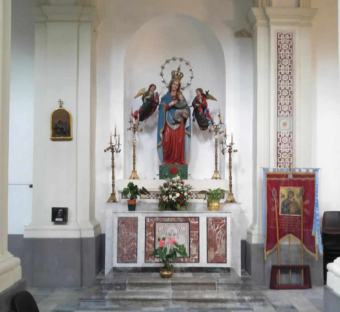 San Nicoló di Bari - altar Madonna del Soccorso