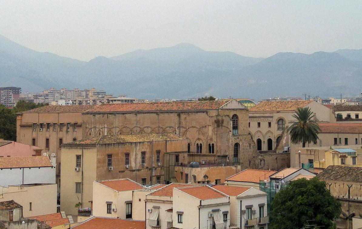 Torre de la Albergheria - vistas del Palazzo Sclafani