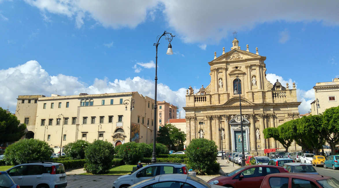 Istituto delle Artigianelle - vista del conjunto ex convento e iglesia