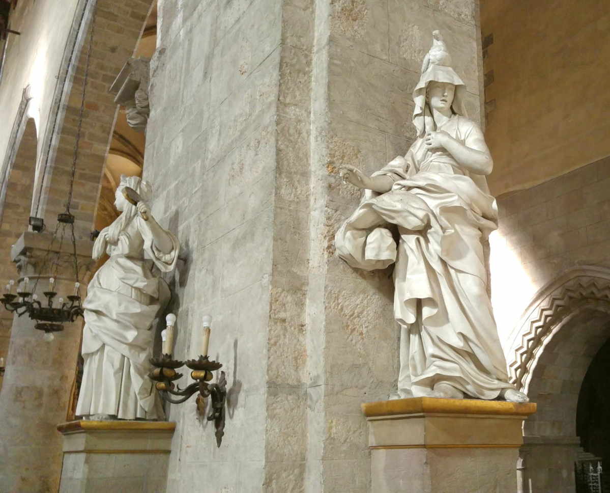 Basílica de San Francesco d'Assisi - alegorías de Modestia y Humildad del Serpotta