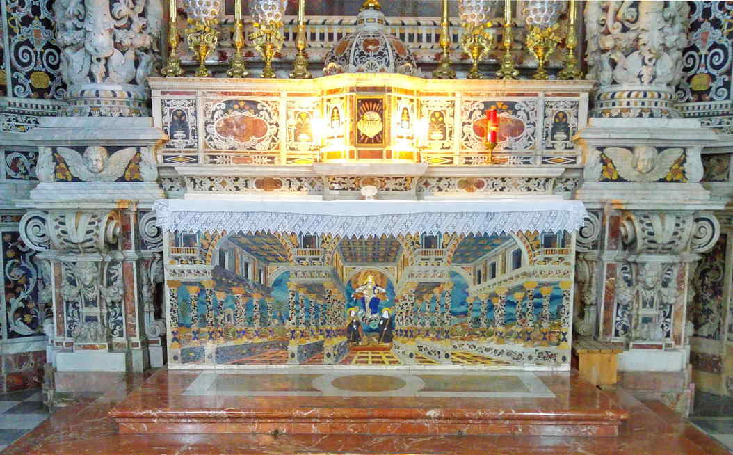 Basílica de San Francesco d'Assisi - altar barroco Capilla de la Inmaculada