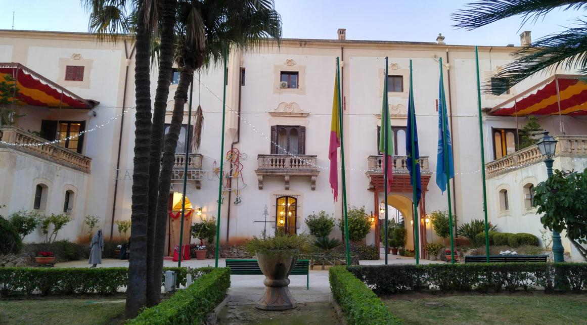 Villa Niscemi - fachada barroca retocada al estilo neoclásico