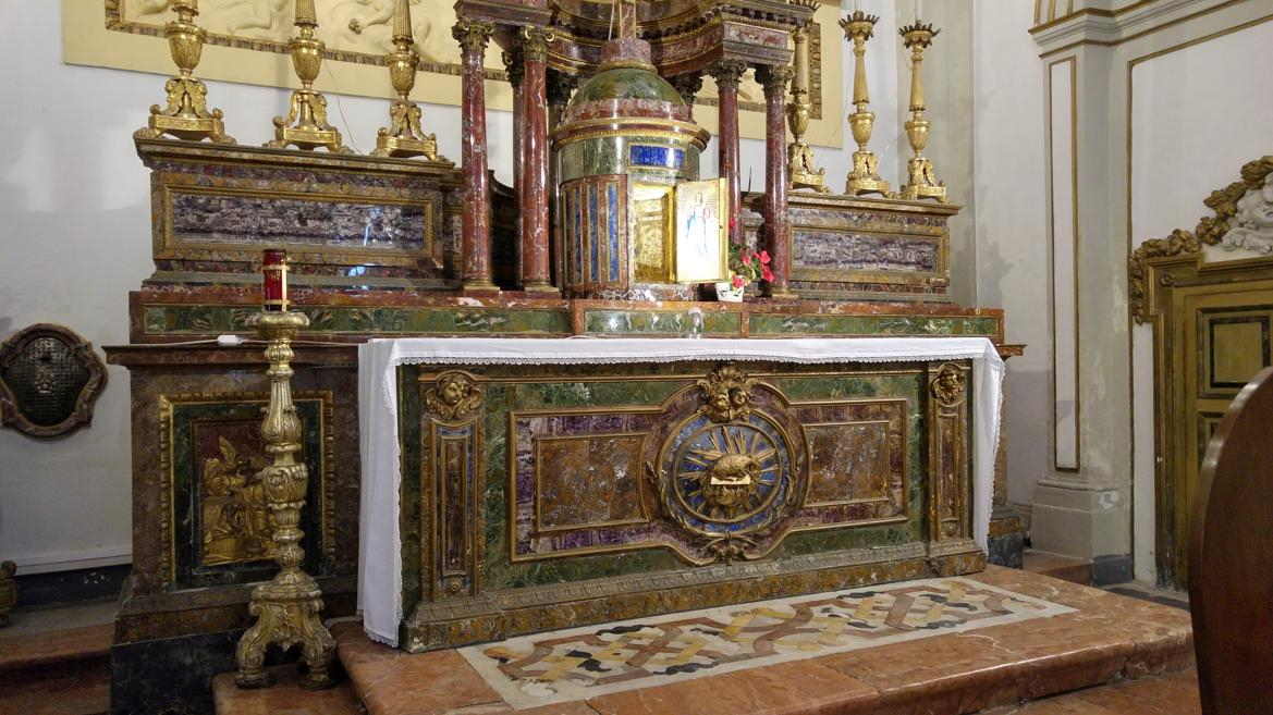 Santa Maria di Monte Oliveto - altar mayor