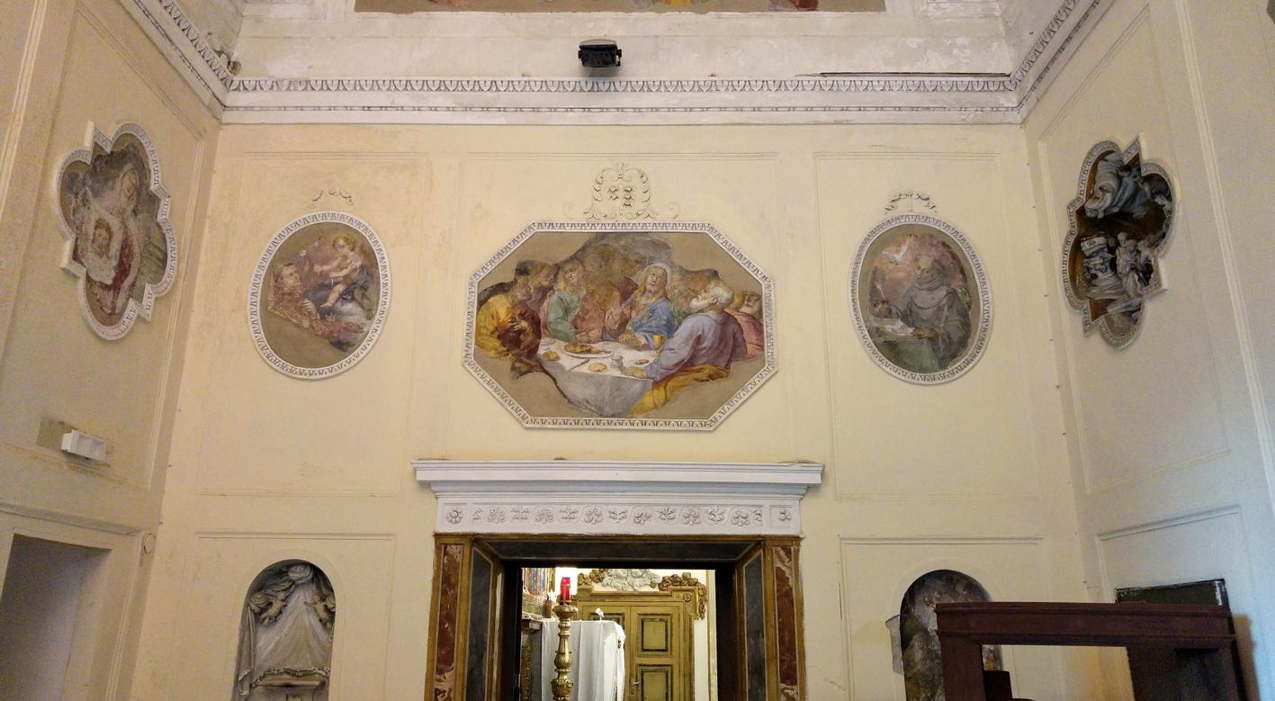 Santa Maria di Monte Oliveto - la pared de la sacristía con el fresco de la Última Cena