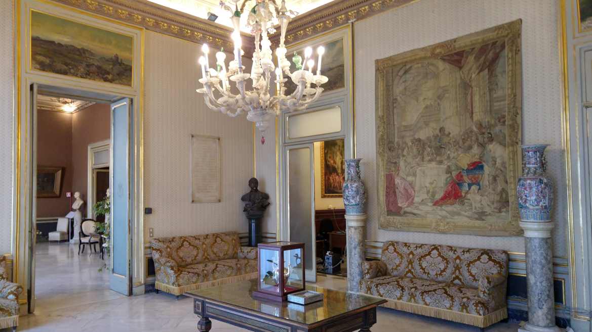Palazzo delle Aquile - Sala Garibaldi