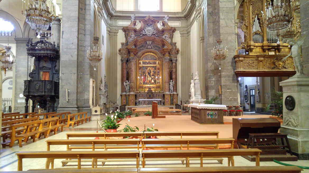Iglesia de San Domenico - brazo izquierdo transepto