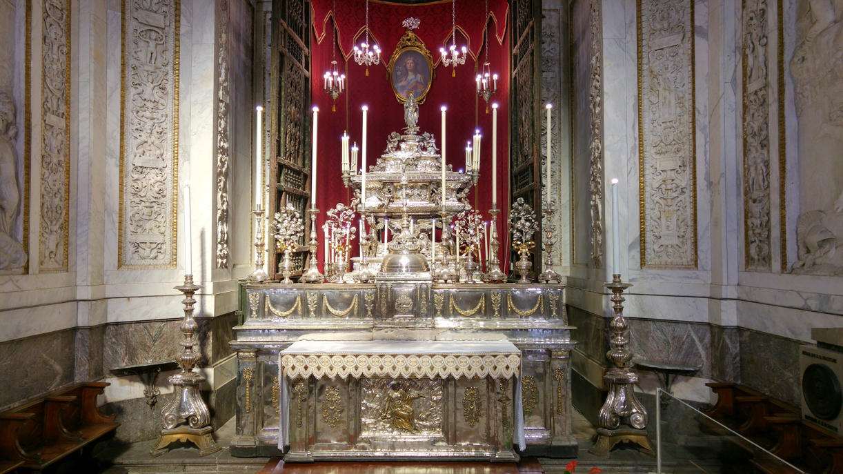 Altar de Santa Rosalía en la Catedral de Palermo