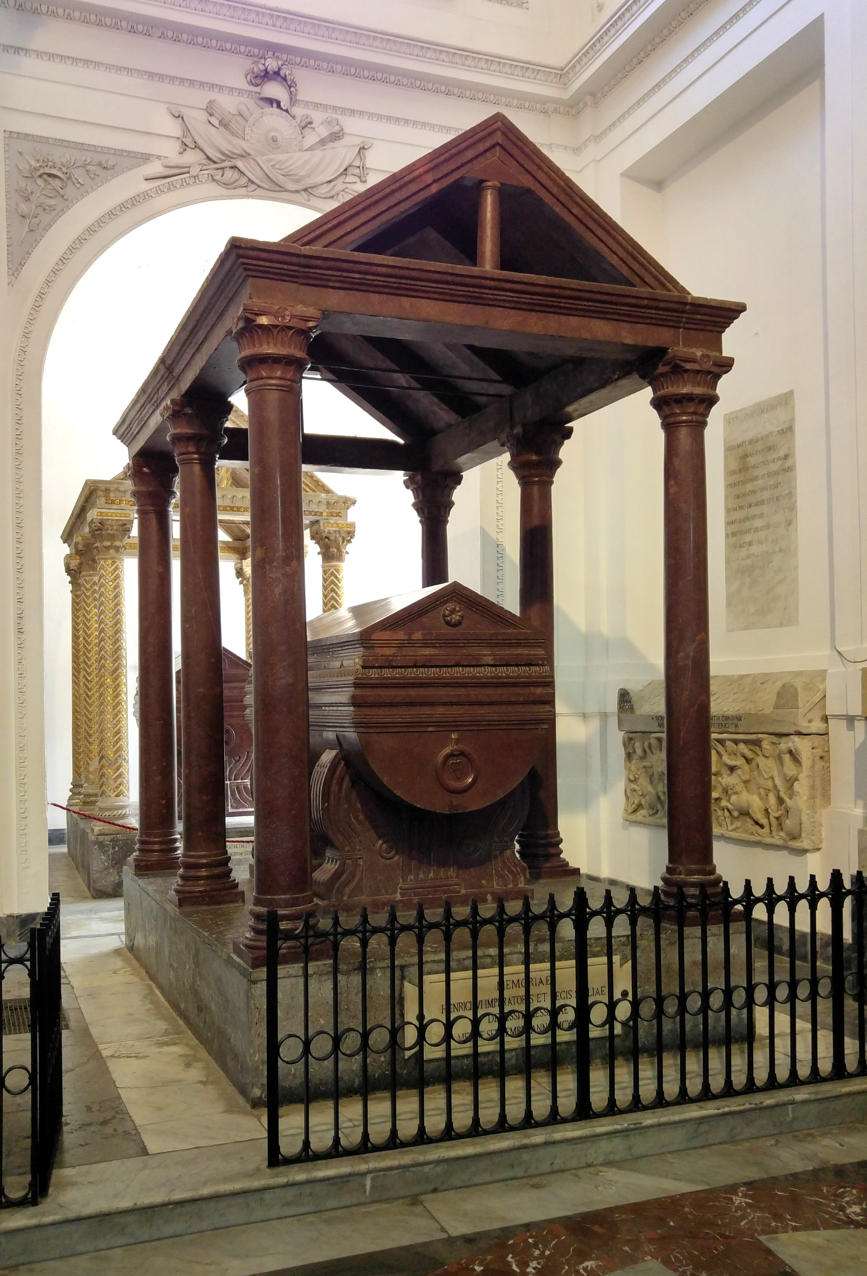 Catedral de Palermo - Monumento funerario de Enrique VI del Sacro Imperio Romano Germánico
