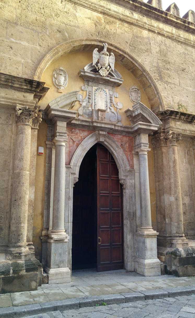 Portal norte Catedral de Palermo