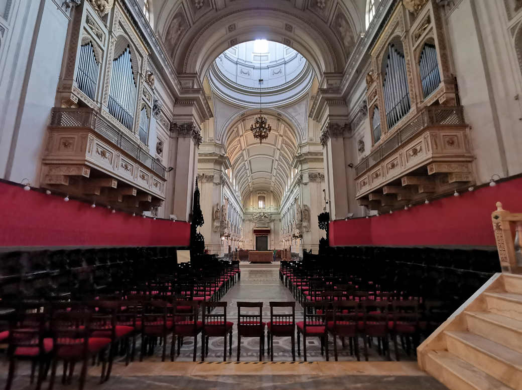 Tesoro y Cripta Catedral de Palermo - interior de la Catedral visto desde ábside
