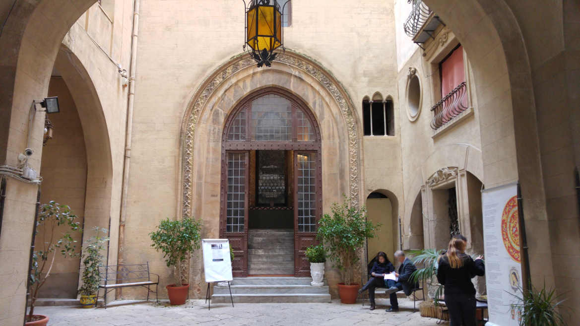 Palazzo Alliata di Villafranca - patio interior