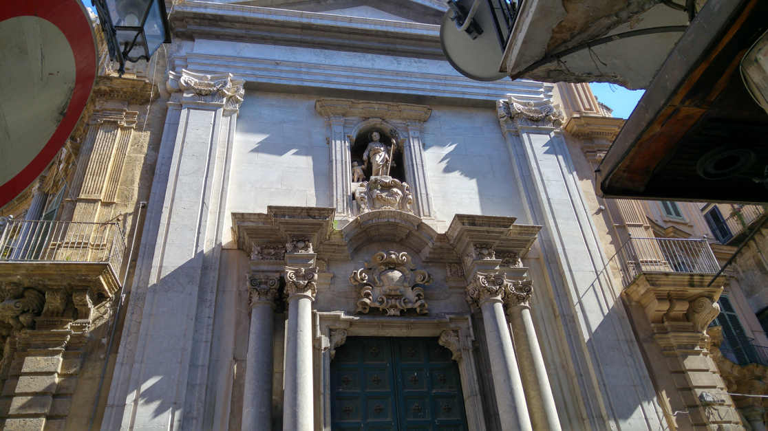 San Giuseppe dei Teatini - detalle portal principal