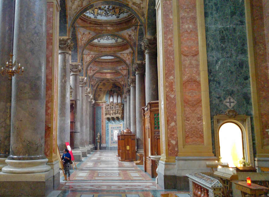 San Giuseppe dei Teatini - nave izquierda