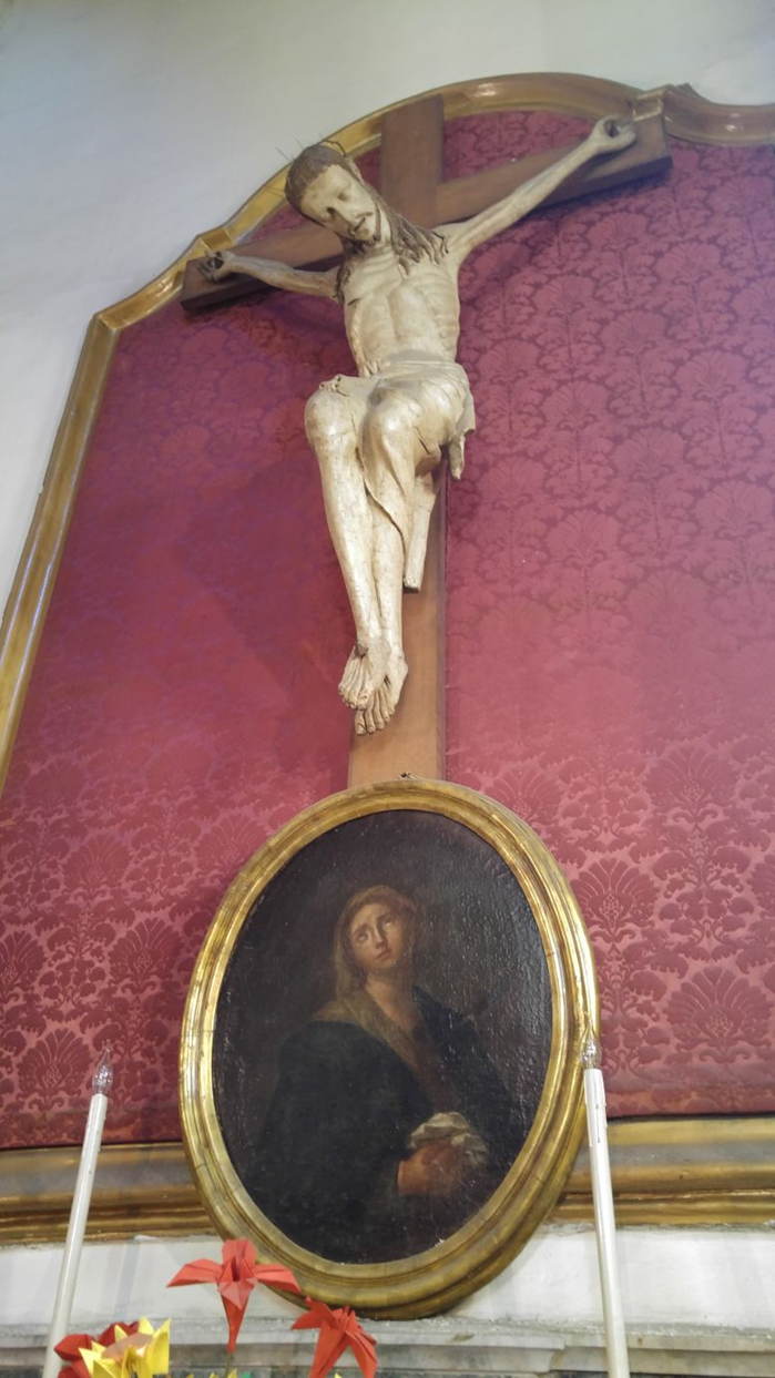 Santa Maria di Portosalvo - el Crucifijo del siglo XV