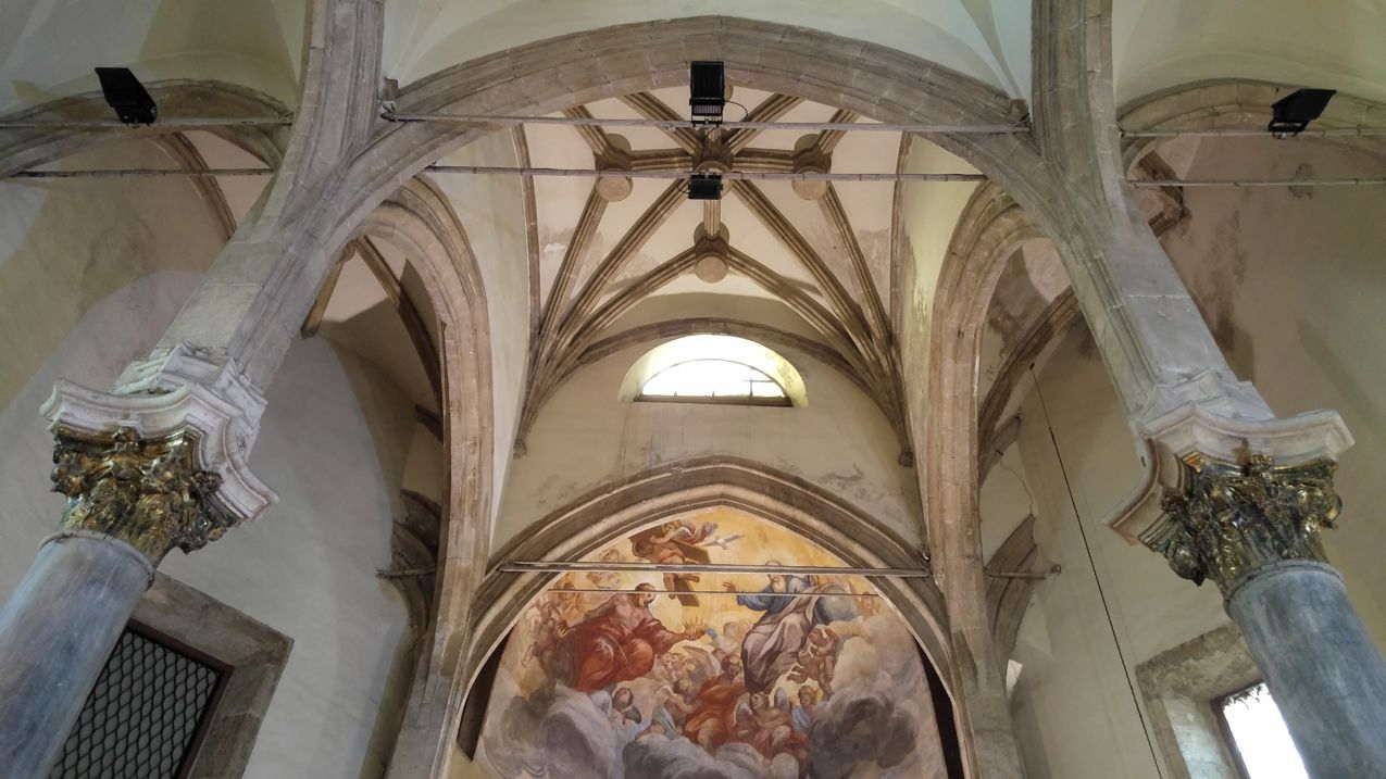 Santa Maria di Portosalvo - la bóveda del transepto