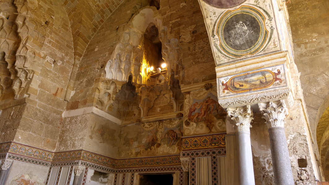 Palacio de la Zisa - muqarnas en la Sala della Fontana